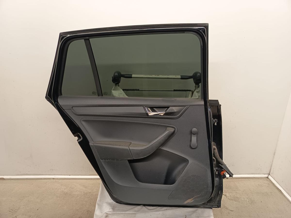 Skoda Rapid original Tür hinten links Fond F9R Black Magic Perl Bj 2018